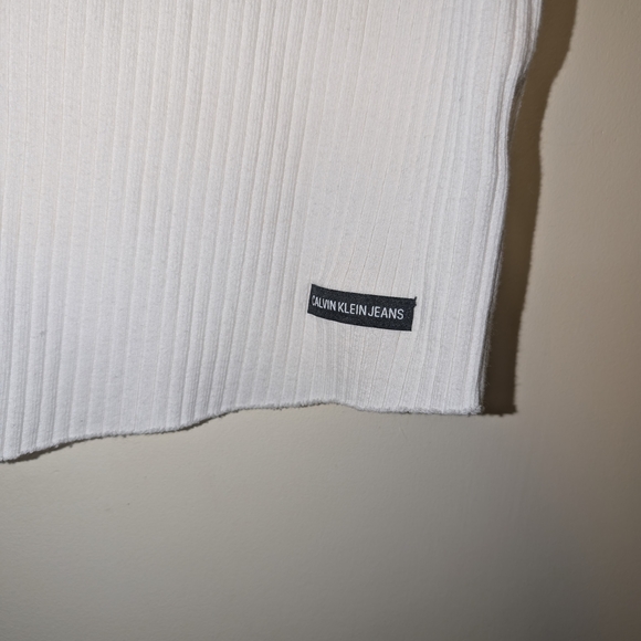 White Zip-Up Ribbed Top - Picture 3 of 4